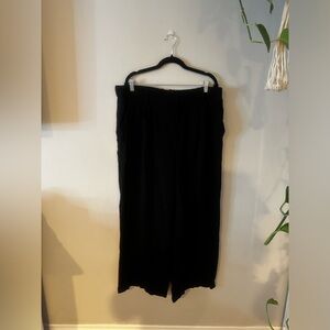 EUC Black waffle A New Day Wide Leg Pants. Size 17